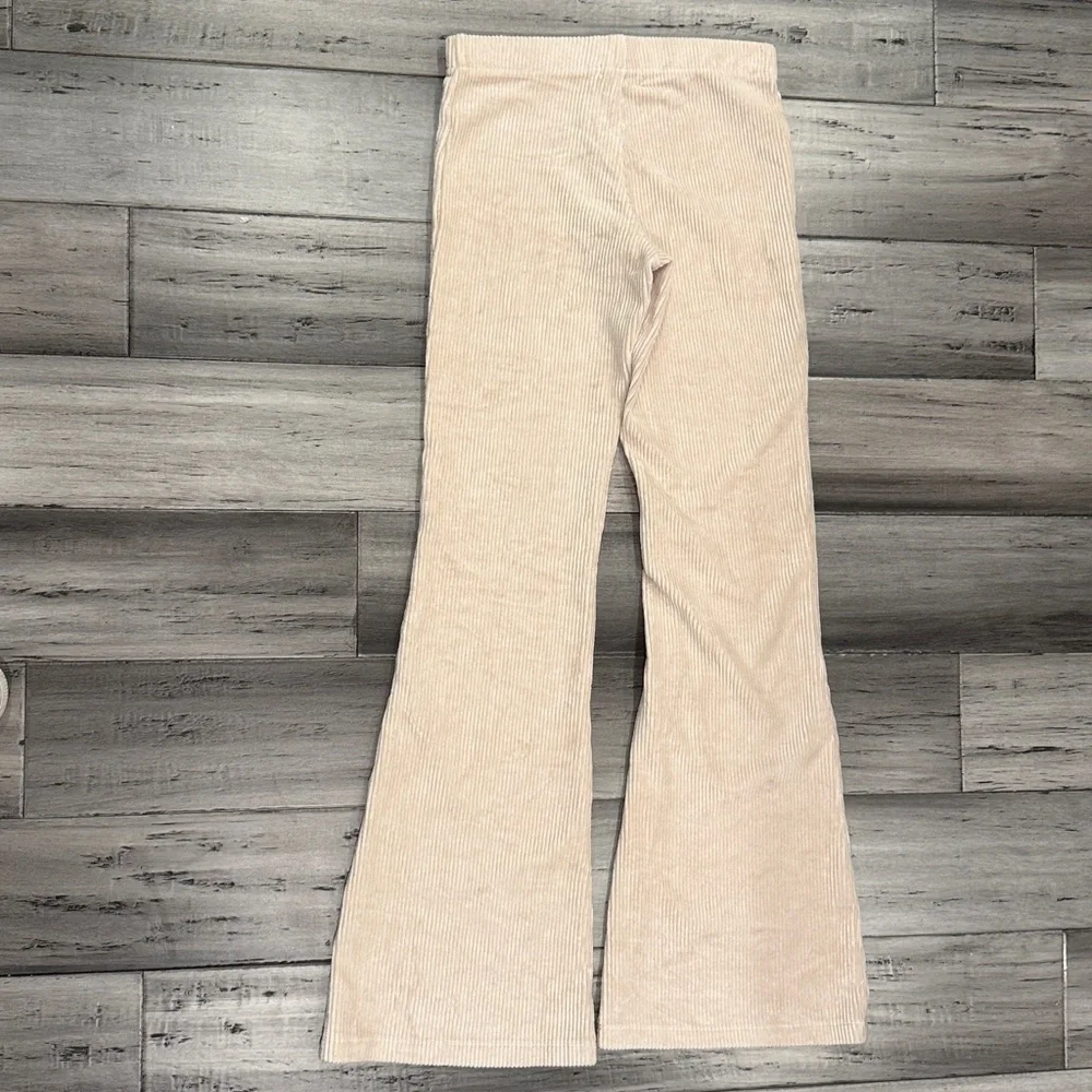 NWOT, Forever 21 Cream flared pants